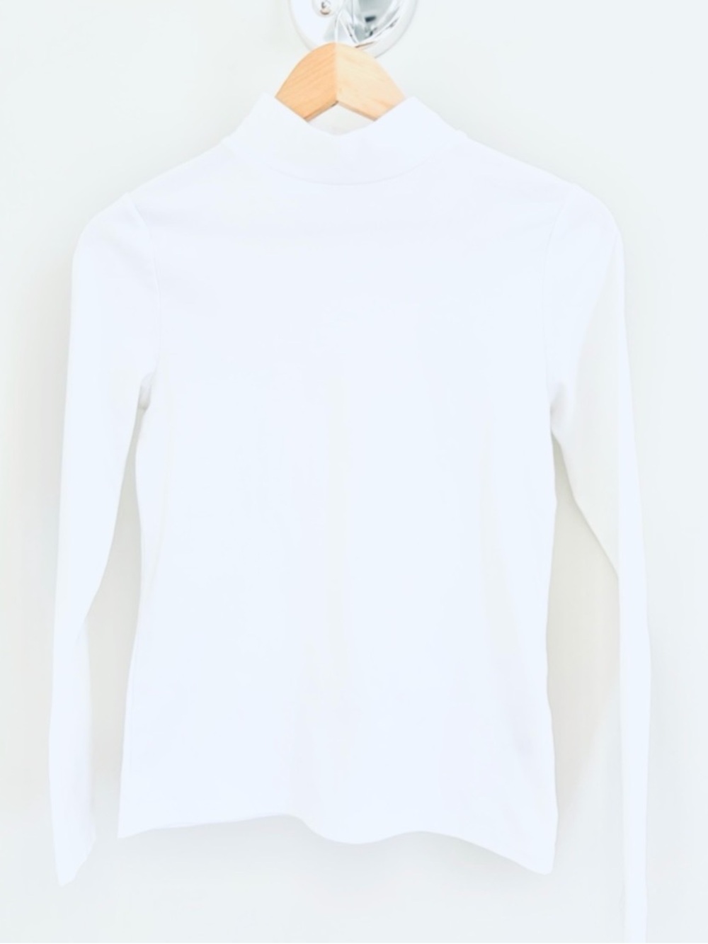 Luxury Classic White Mock Neck Long Sleeve Top